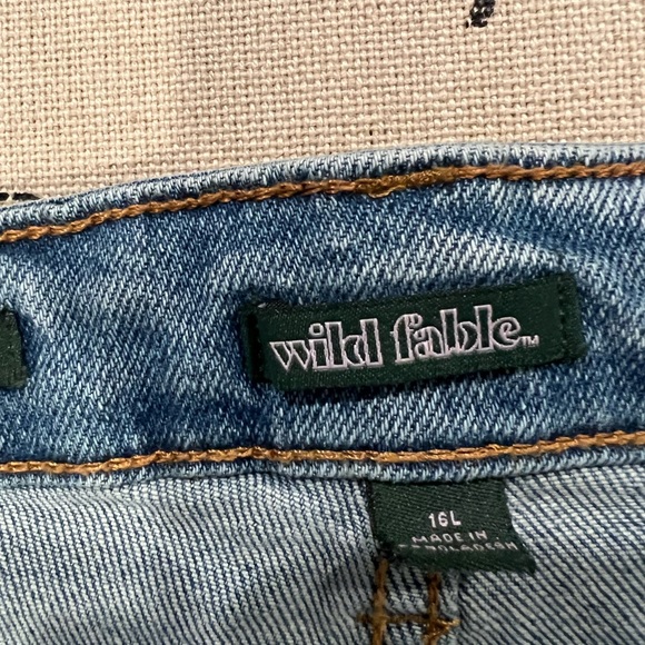 Wild and Fable Boyfriend Jeans - Picture 2 of 3